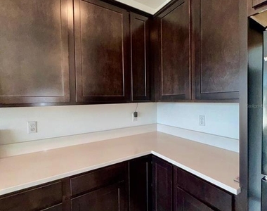 1209 Mattie Pointe Boulevard - Photo Thumbnail 12