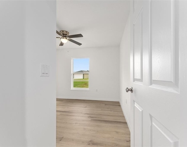 13119 Ne 7th Loop - Photo Thumbnail 35