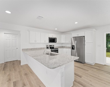 13119 Ne 7th Loop - Photo Thumbnail 17