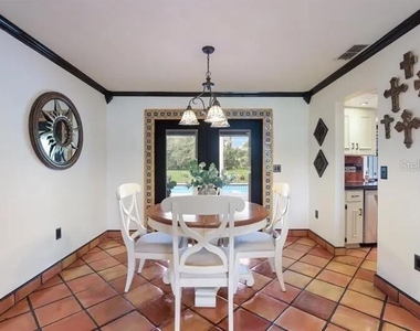 2077 Racimo Drive - Photo Thumbnail 11