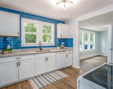 912 E Carolina Ave - Photo Thumbnail 4