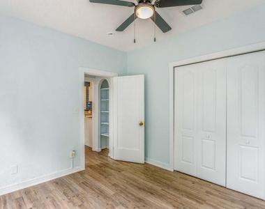 912 E Carolina Ave - Photo Thumbnail 16