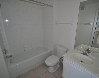 588 Brantley Terrace Way - Photo Thumbnail 4