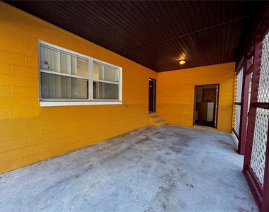 612 Kensington Street - Photo Thumbnail 15