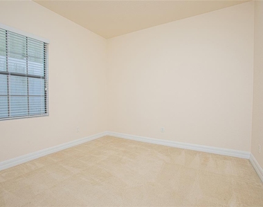 13130 Woodford Street - Photo Thumbnail 11