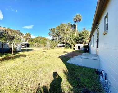 265 W Bay Avenue - Photo Thumbnail 15
