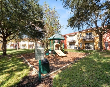 8439 Crystal Cove Loop - Photo Thumbnail 25