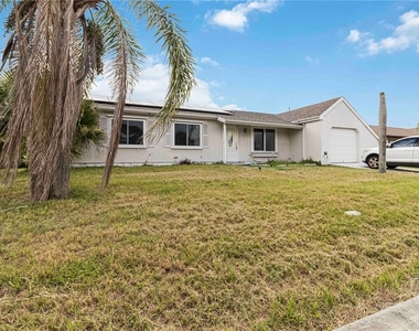 20550 Edgewater Drive - Photo Thumbnail 1