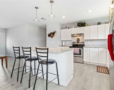 20550 Edgewater Drive - Photo Thumbnail 12