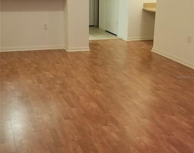 4961 Nw 43rd Avenue - Photo Thumbnail 10