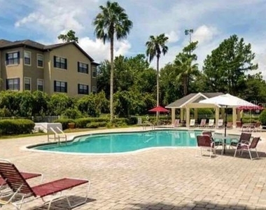 4961 Nw 43rd Avenue - Photo Thumbnail 2