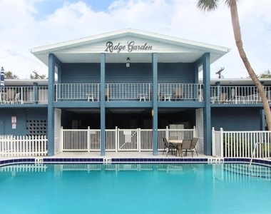 3001 Bee Ridge Road - Photo Thumbnail 10