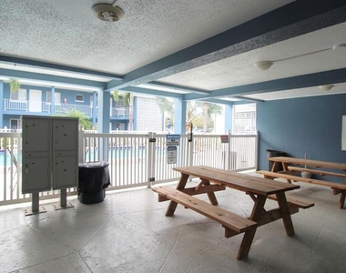 3001 Bee Ridge Road - Photo Thumbnail 16
