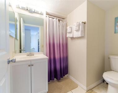 5685 Ashton Lake Drive - Photo Thumbnail 10