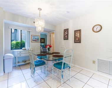 5685 Ashton Lake Drive - Photo Thumbnail 24