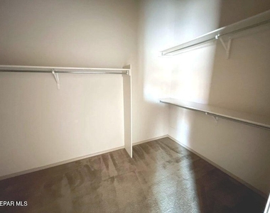 4001 Hueco Valley Drive - Photo Thumbnail 19