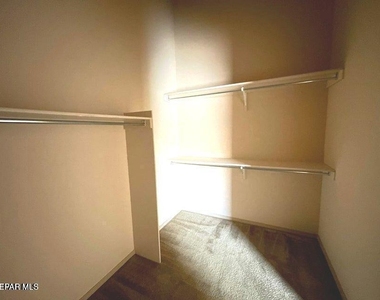 4001 Hueco Valley Drive - Photo Thumbnail 21
