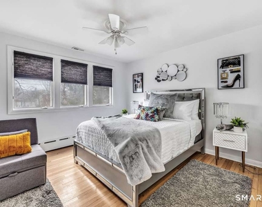 110 Grenelle Street - Photo Thumbnail 10