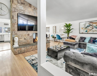 110 Grenelle Street - Photo Thumbnail 22