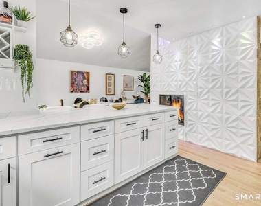 110 Grenelle Street - Photo Thumbnail 23