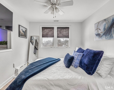 110 Grenelle Street - Photo Thumbnail 4
