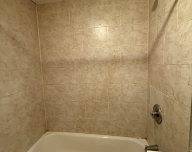 21 North Walnut Street - Photo Thumbnail 3