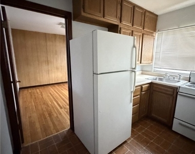 5839 Darlington Rd - Photo Thumbnail 13