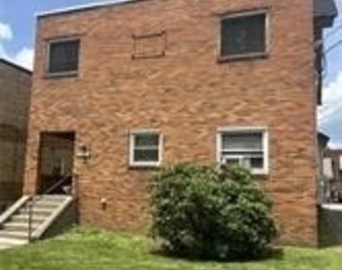 5839 Darlington Rd - Photo Thumbnail 1