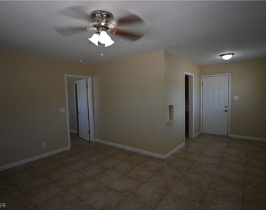 320 N 16th Street - Photo Thumbnail 12