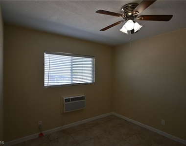 320 N 16th Street - Photo Thumbnail 18