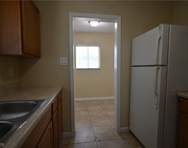 320 N 16th Street - Photo Thumbnail 14