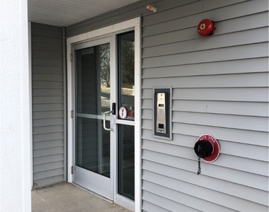 1217 Tulip Street - Photo Thumbnail 3