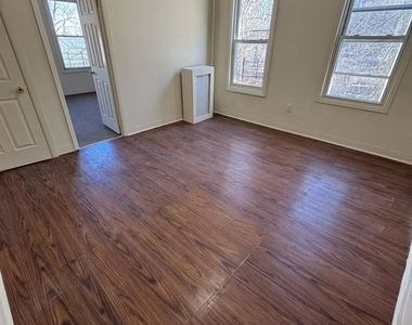 203 North 9th Avenue - Photo Thumbnail 1