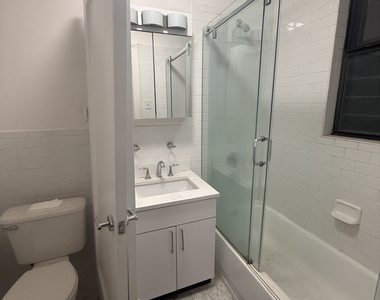145 West 55th Street - Photo Thumbnail 6
