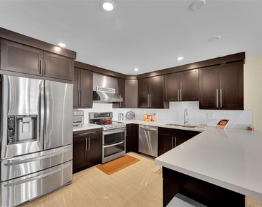 1401 S Ocean Drive - Photo Thumbnail 15