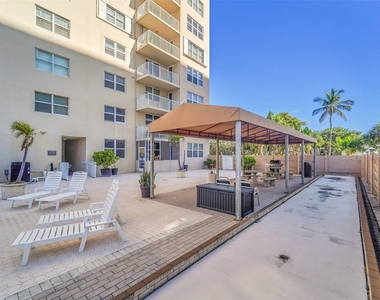 1401 S Ocean Drive - Photo Thumbnail 40