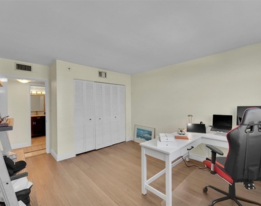 1401 S Ocean Drive - Photo Thumbnail 29
