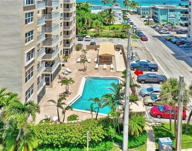 1401 S Ocean Drive - Photo Thumbnail 38