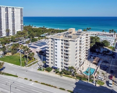1401 S Ocean Drive - Photo Thumbnail 5