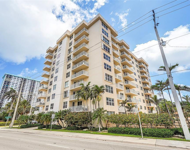 1401 S Ocean Drive - Photo Thumbnail 1