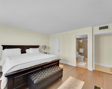 1401 S Ocean Drive - Photo Thumbnail 24