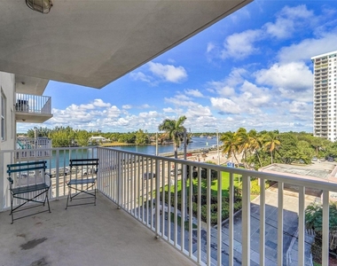 1401 S Ocean Drive - Photo Thumbnail 7
