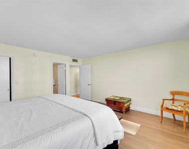 1401 S Ocean Drive - Photo Thumbnail 23