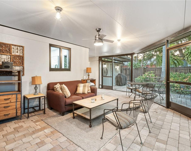 425 Ne 25th Street - Photo Thumbnail 53