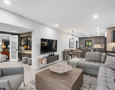 425 Ne 25th Street - Photo Thumbnail 41