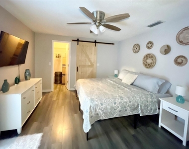 1150 Sw Jumper Street - Photo Thumbnail 6