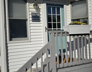 120 W Chadwick Way - Photo Thumbnail 1