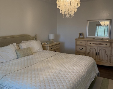 35 Sternberger Avenue - Photo Thumbnail 13