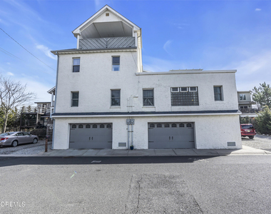 492 Ocean Avenue - Photo Thumbnail 4