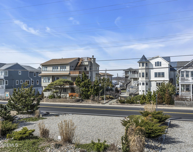 492 Ocean Avenue - Photo Thumbnail 3